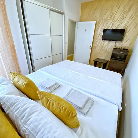 Pleasure Lux Bg Belgrade